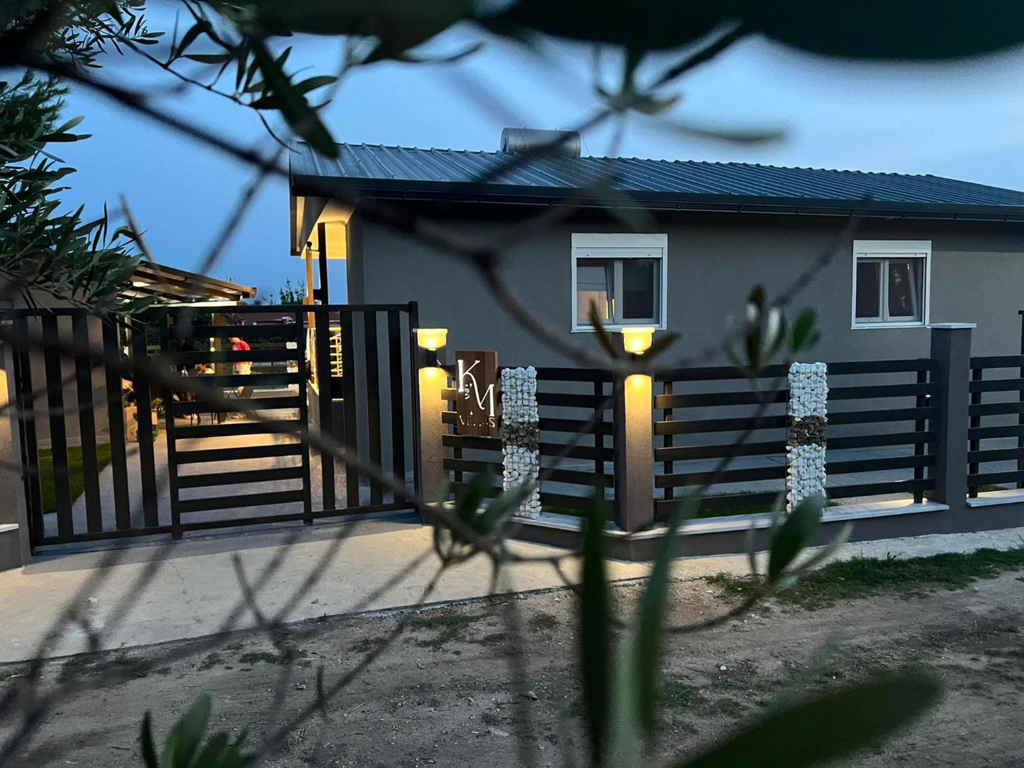 K&M Villas Nea Kallikrateia Kültér fotó