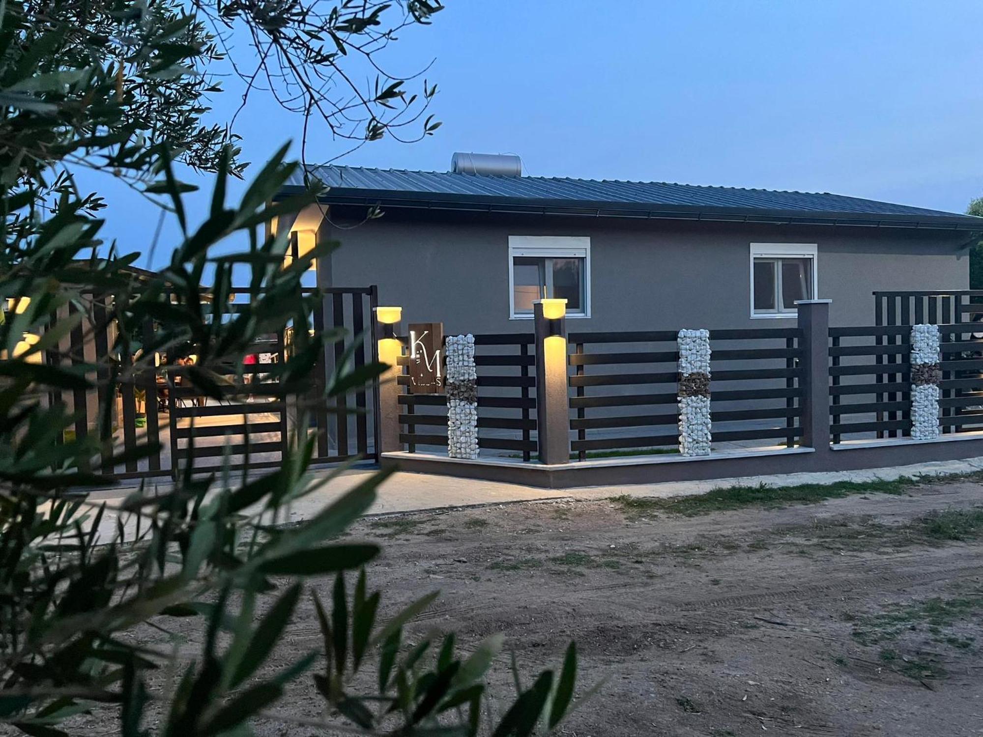 K&M Villas Nea Kallikrateia Kültér fotó